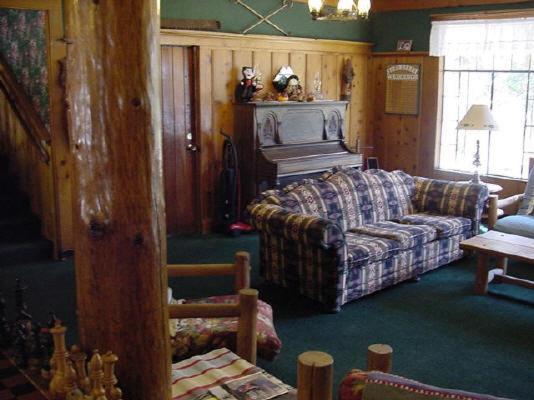 Strawberry Lodge Upper Forni Экстерьер фото