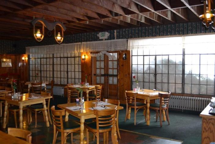Strawberry Lodge Upper Forni Экстерьер фото