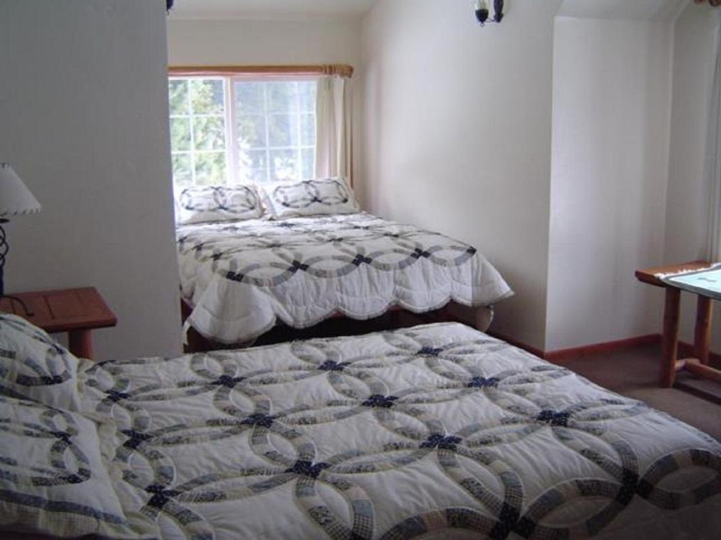 Strawberry Lodge Upper Forni Экстерьер фото